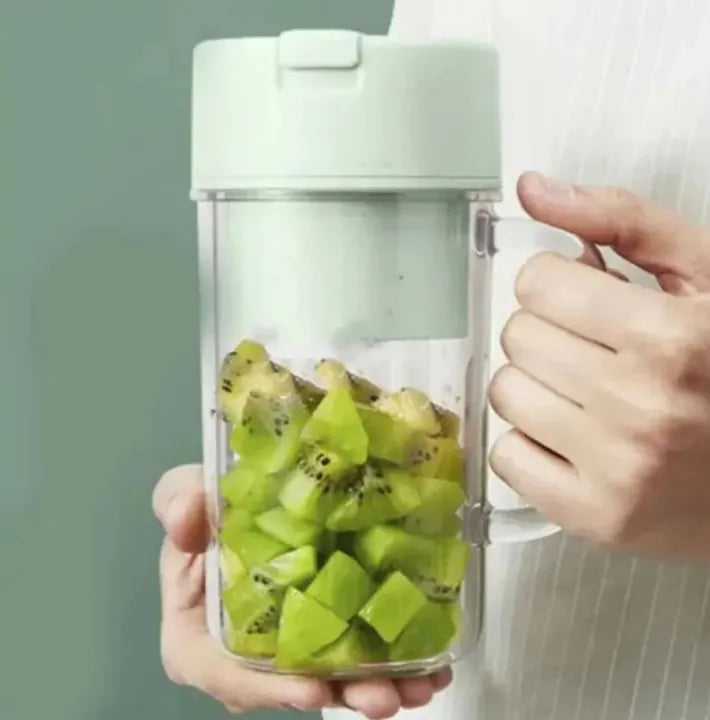 Professional Mini Juicer ��� Portable Blender & Smoothie